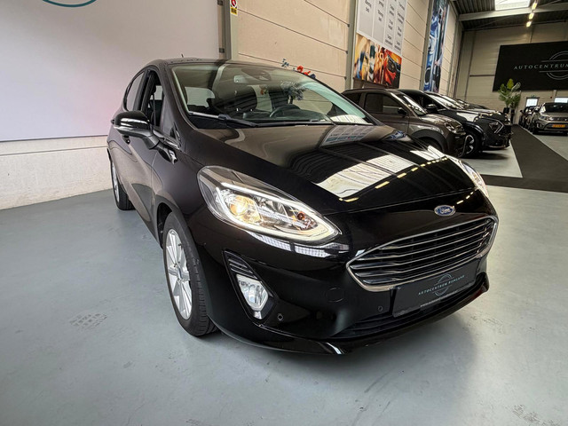 Foto 5 van Ford Fiesta 1.0 EcoBoost Titanium Camera, Navi, Airco, Cruise Control, Carplay
