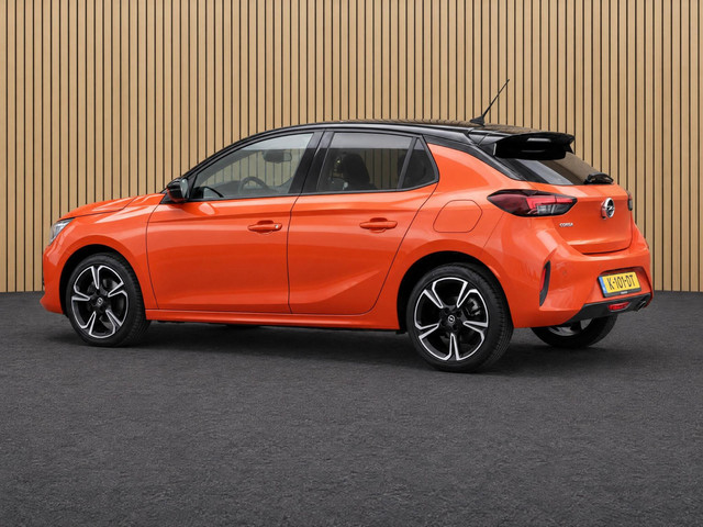 Foto 8 van Opel Corsa 1.2 GS Line ECC / NAVI / LED