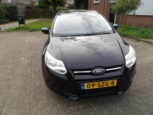Foto 6 van Ford Focus 1.6 TI-VCT Trend airco