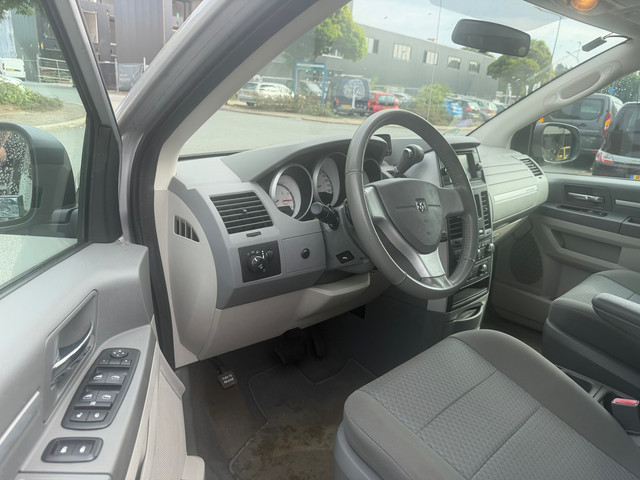Foto 6 van Dodge GRAND CARAVAN 3.8 7 PERSOONS