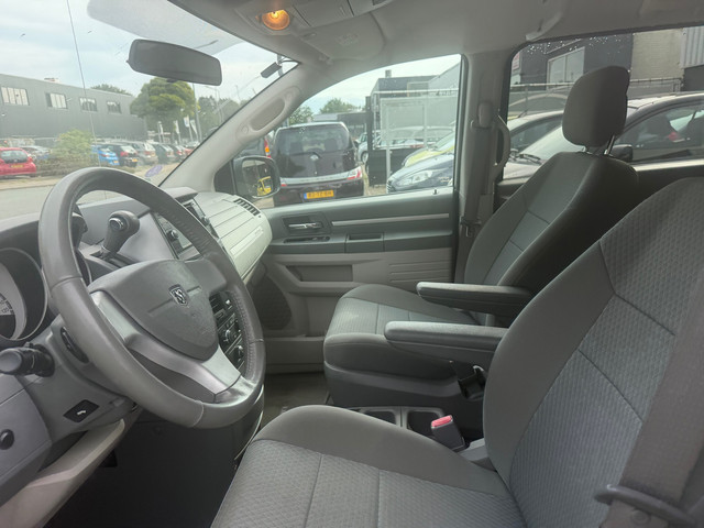Foto 7 van Dodge GRAND CARAVAN 3.8 7 PERSOONS