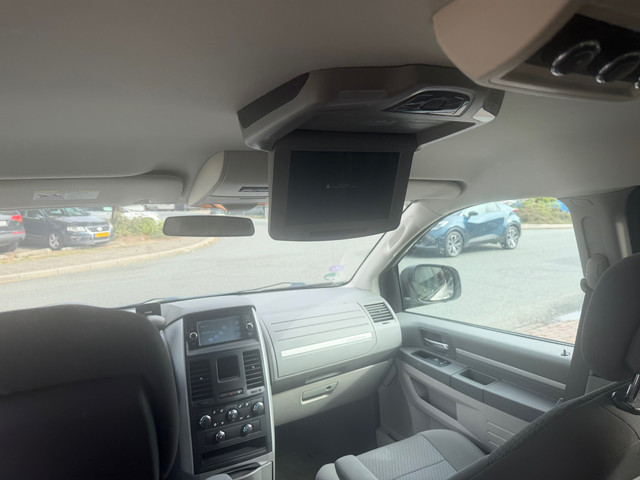 Foto 10 van Dodge GRAND CARAVAN 3.8 7 PERSOONS