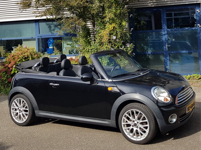 Foto 2 van MINI Cabrio Cooper 154.758Km Leder Ecc Xenon Cruise