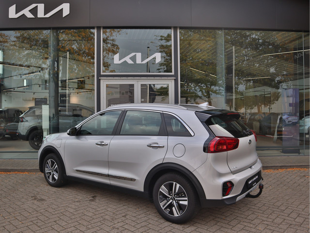 Foto 3 van Kia Niro 1.6 GDi PHEV Plug-In-Hybrid DynamicLine 20.696km! | Navigatie | Camera | Stoelverwarming |