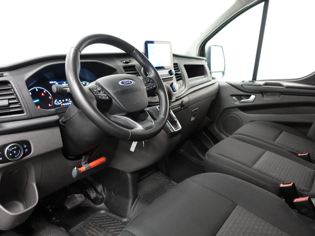 Foto 10 van Ford Transit Custom 300 2.0 TDCI 130pk L2H1 Trend Automaat Airco Navigatie Cruisecontrol Camera Park