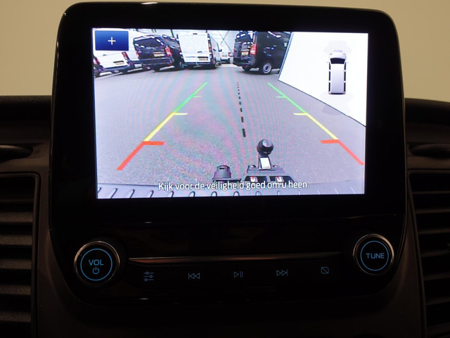 Foto 9 van Ford Transit Custom 300 2.0 TDCI 130pk L2H1 Trend Automaat Airco Navigatie Cruisecontrol Camera Park