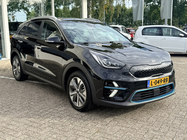 Foto 8 van Kia e-Niro DynamicPlusLine 64 kWh | Schuif-kanteldak | SOH 99% | Keyless | Adapt. Cruise | Apple/And