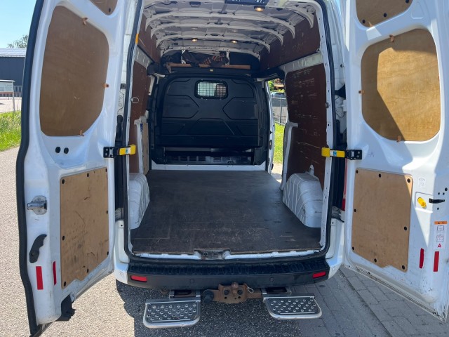 Foto 7 van FORD TRANSIT CUSTOM 2.0 TDCI L2 H2 2 SCHUIFDEUREN