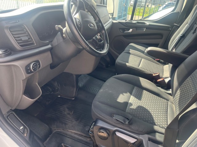 Foto 10 van FORD TRANSIT CUSTOM 2.0 TDCI L2 H2 2 SCHUIFDEUREN