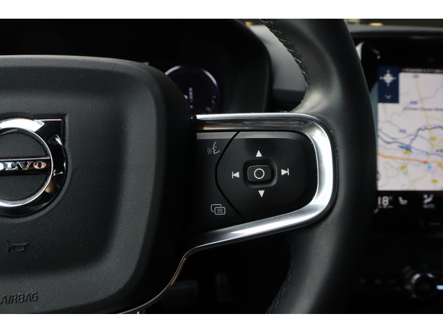 Volvo XC40 1.5 T5 Recharge R-Design | Elec.trekhaak | Camera | 19” | Led | Stoel + Stuurverwarming |