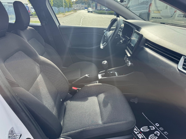 Foto 8 van Renault Clio 1.0 TCe Zen Led Lane assist Clima Cruise control PDC 2019