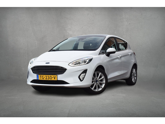 Foto 10 van Ford Fiesta 1.0 EcoBoost Titanium | Pano | Apple CarPlay | Sportstoelen | Climate