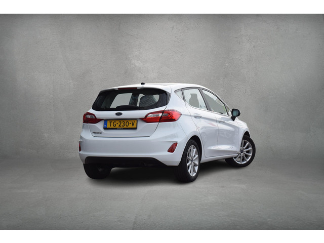 Foto 9 van Ford Fiesta 1.0 EcoBoost Titanium | Pano | Apple CarPlay | Sportstoelen | Climate