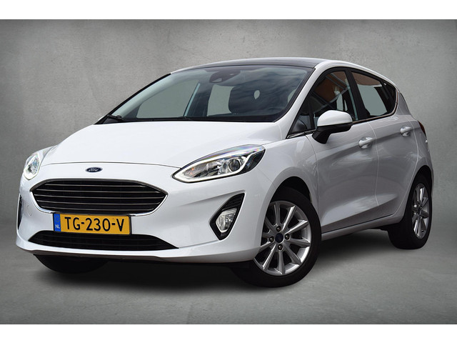 Foto 3 van Ford Fiesta 1.0 EcoBoost Titanium | Pano | Apple CarPlay | Sportstoelen | Climate