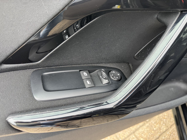 Peugeot 208 1.2 PureTech Style Pack (bj 2015)