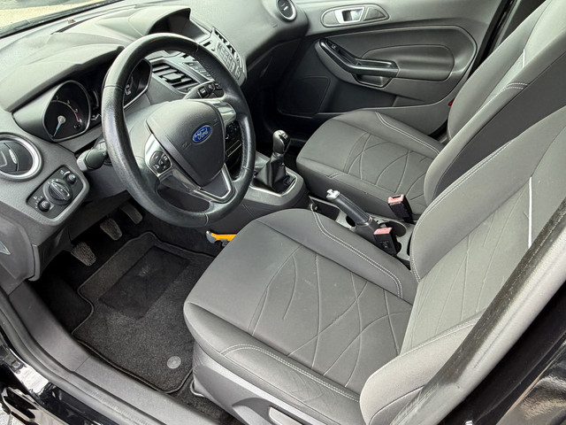 Foto 6 van Ford Fiesta 1.0 Style|Airco|NL auto|Lm