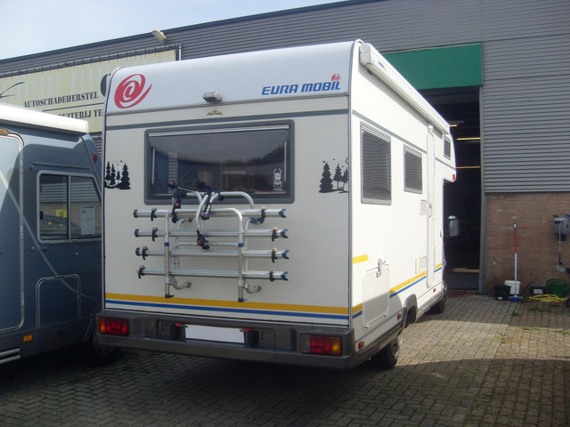 Foto 8 van Eura Mobil 6 persoons camper