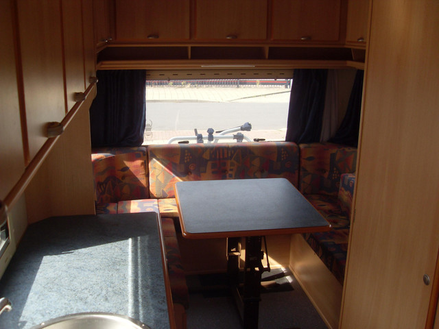 Foto 7 van Eura Mobil 6 persoons camper
