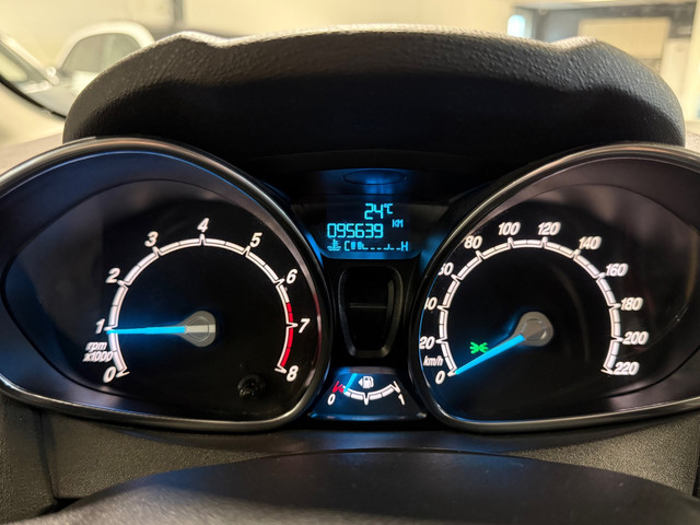 Foto 6 van Ford Fiesta 1.0 125PK Sport Airco|Stoelverwm.