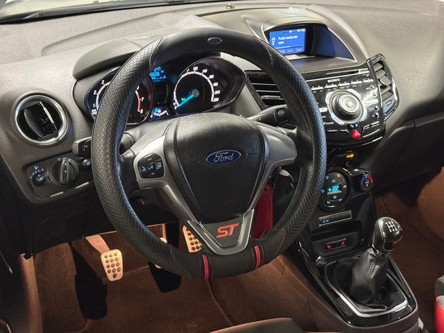 Foto 4 van Ford Fiesta 1.0 125PK Sport Airco|Stoelverwm.