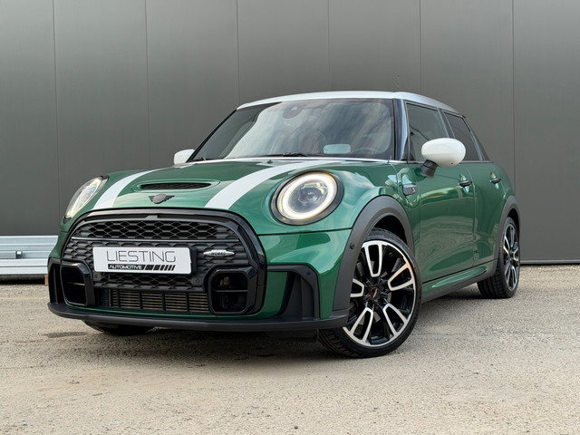 Foto 10 van Mini 5-Deurs 2.0 Cooper S - JCW Pakket Pano Leer Camera H/K