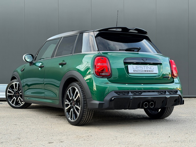 Mini 5-Deurs 2.0 Cooper S - JCW Pakket Pano Leer Camera H/K