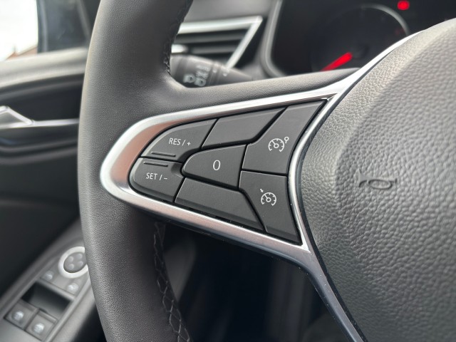 Foto 10 van RENAULT CLIO 1.0 TCE ZEN