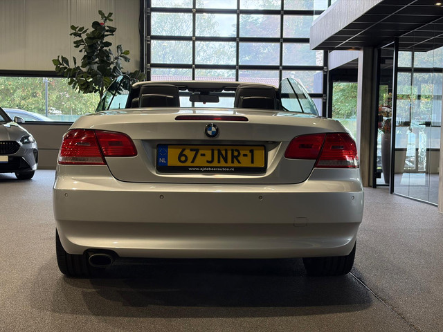 Foto 7 van BMW 3 Serie Cabrio 320i Spring Cabrio | Automaat | Navigatie | Elektrische Stoelen Cabrio | Automaat