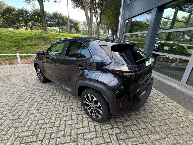 Foto 4 van Toyota Yaris Cross 1.5 Hybrid 115 Dynamic stoel/stuurverw.