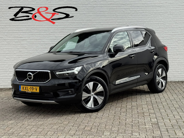 Foto 2 van Volvo XC40 1.5 T2 Momentum Core Achteruitrijcamera Carplay Adaptive Cruise Climate Control Stoel en