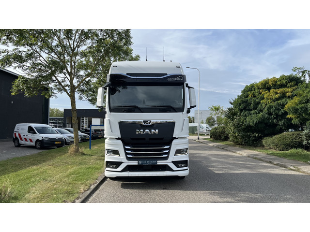 Foto 8 van MAN TGX 18.520 LL SA 390 WB Alcoa ACC Apple Carplay 2x Tank Koelkast Standairco