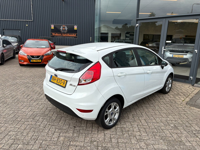 Foto 2 van Ford Fiesta 1.0 Style Ultimate