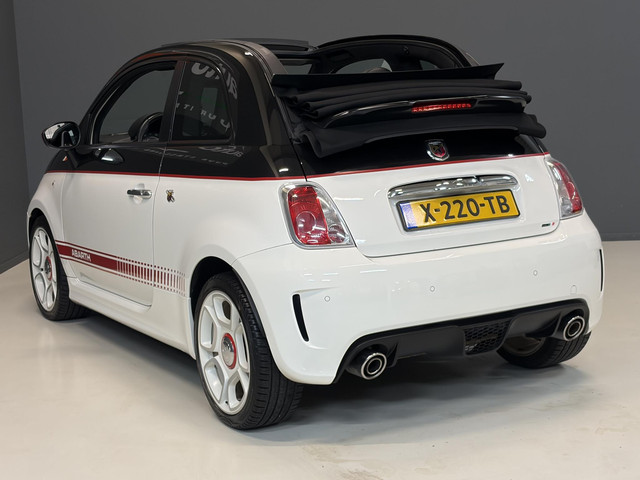 Foto 9 van Fiat 500 1.4 140pk Abarth cabrio Leder, Xenon, interscope Hifi