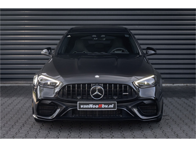 Foto 8 van Mercedes-Benz C-Klasse Estate AMG 63 S E Performance Night Edition AMG Performance stoelen