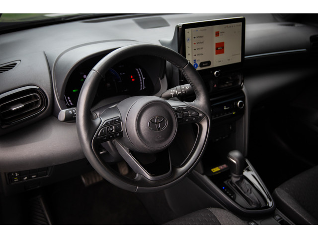 Foto 6 van Toyota Yaris Cross 1.5 Hybrid , Adaptive cruise, Achteruitrijcamera, Stoel/stuurverwarming,