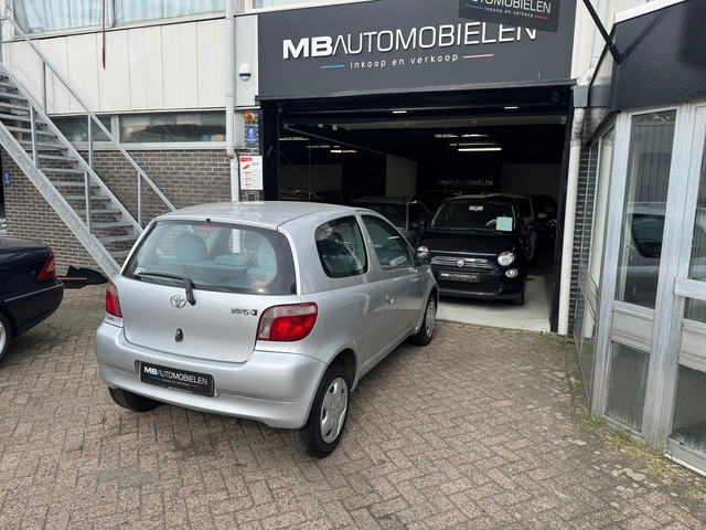 Foto 6 van Toyota Yaris 1.0-16V VVT-i Sol/Semi-Automaat!77DKM!Nap/APK!