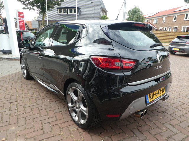 Foto 8 van Renault Clio 1.2 GT Automaat, Airco, Sport uitlaat, RS Pakket,
