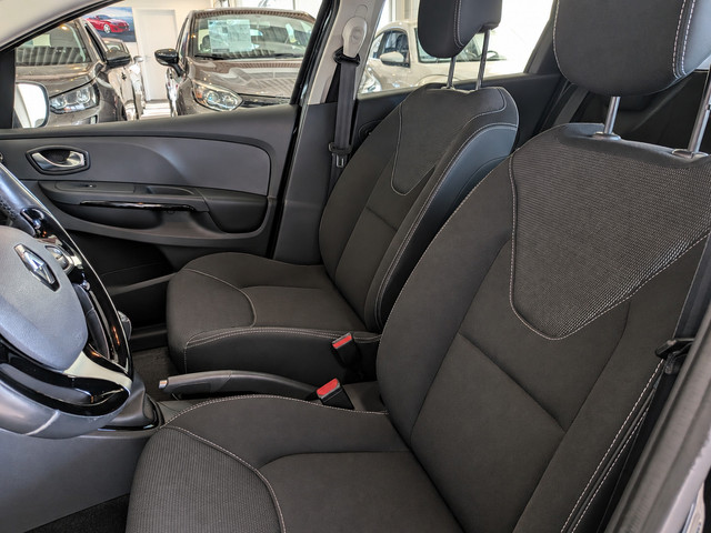 Foto 6 van Renault Clio Estate 0.9 TCe Expression Airco, Cruise Control, Stuurbekrachtiging