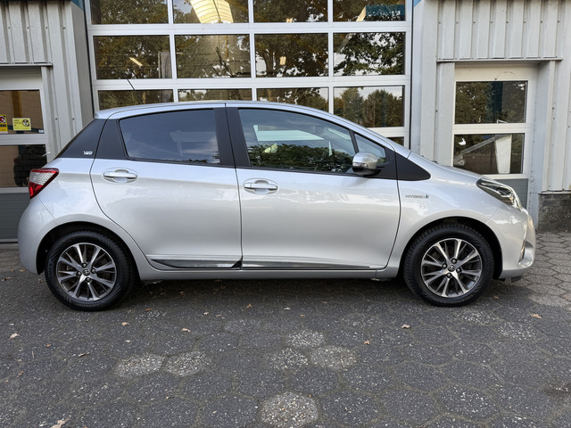 Foto 7 van Toyota Yaris 1.5 Hybrid Dynamic (bj 2020, automaat)