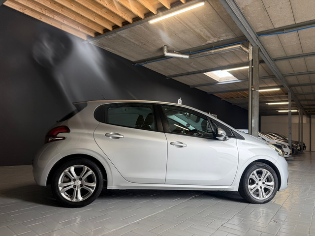 Foto 5 van Peugeot 208 1.6 BlueHDi Blue Lease Apple CarPlay | Navi | Cruise | PDC | DAB