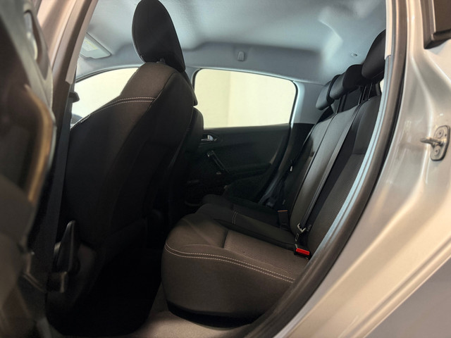 Foto 3 van Peugeot 208 1.6 BlueHDi Blue Lease Apple CarPlay | Navi | Cruise | PDC | DAB