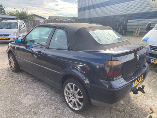 Foto 10 van Volkswagen Golf Cabriolet 1.8 Trendline Bj 1998 lees omschrijving