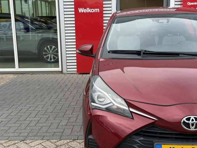 Foto 5 van Toyota Yaris 1.5 VVT-i Aspiration (bj 2017)