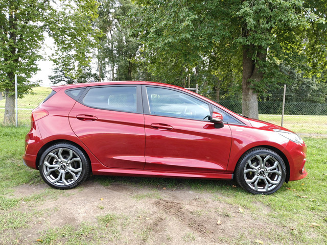 Foto 7 van Ford Fiesta 1.0 EB ST-Line | CLIMA | NAVI | CRUISE | DODEHOEK DETECTIE |