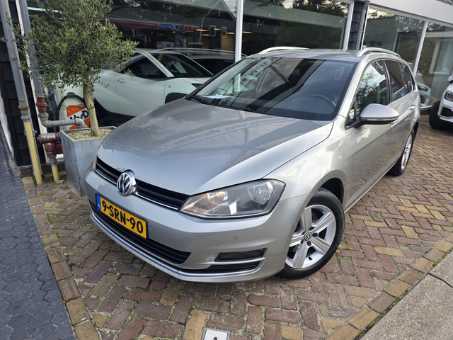 Foto 9 van Volkswagen Golf Variant 1.4 TSI Highline,trekhaak,carplay