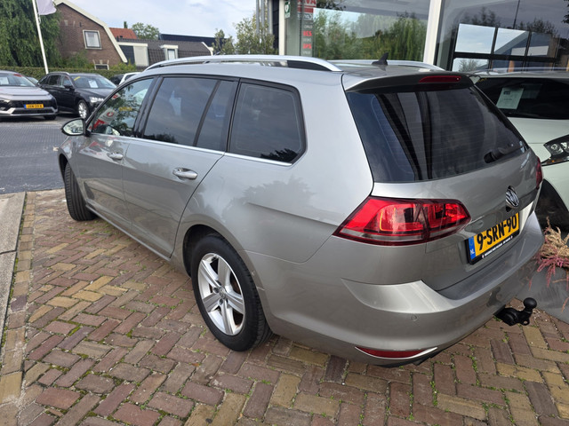 Foto 2 van Volkswagen Golf Variant 1.4 TSI Highline,trekhaak,carplay