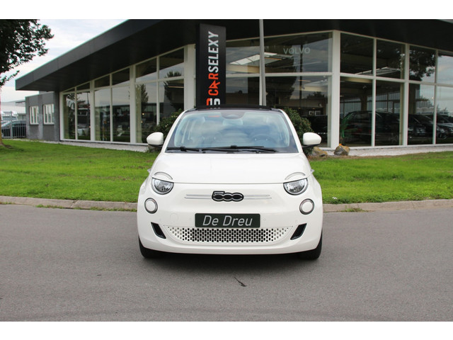 Foto 5 van Fiat 500 C Urban 42 kWh | CAMERA | STOELVERW | DODE HOEK