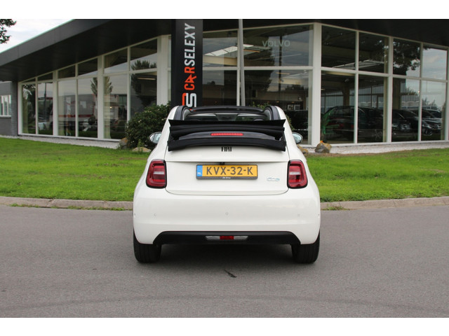 Foto 4 van Fiat 500 C Urban 42 kWh | CAMERA | STOELVERW | DODE HOEK