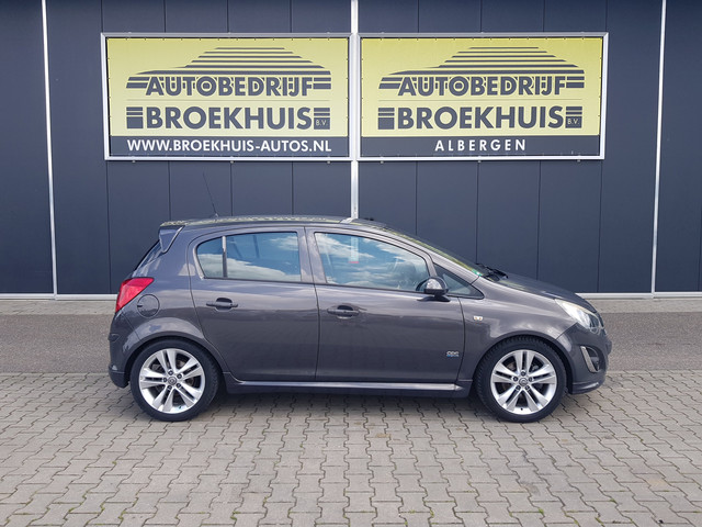 Foto 4 van Opel Corsa 1.4 Turbo Cosmo OPC-Performance (bj 2013)