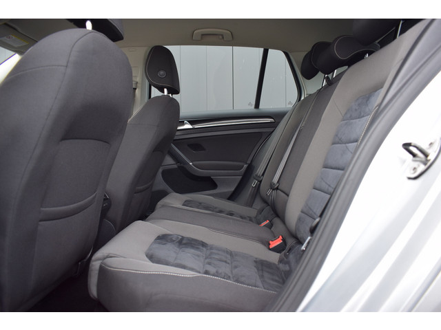 Foto 4 van Volkswagen Golf 1.4 TSI Automaat Highline ECC | Alcantara | Full Map Navi | Telefonie | Volledig Ond